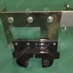 Устье поручня эскалатора, KONE, TRAVELMASTER 110, с щёткой и кронштейном, левое